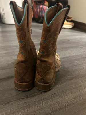 Boots Tan Size size one thumbnail 4