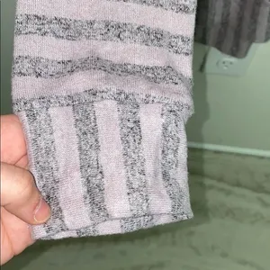 5/$30 🎈 BKE by buckle women’s large‎ striped soft top thumbnail 3