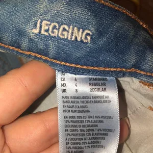 HP American Eagle light wash jeggings thumbnail 4