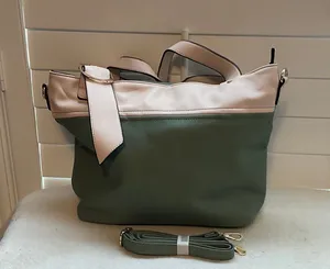 Shoulder Bag Green thumbnail 1