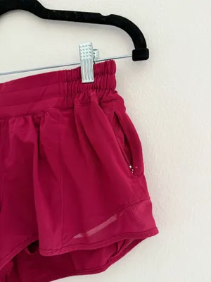 Lululemon Hotty Hot Lined Shorts 2.5" thumbnail 3
