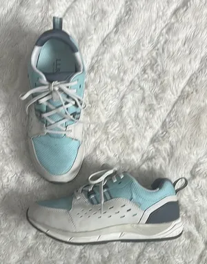 L. L. Bean Light‎ Blue and Tan Sneakers Womans Size 9.5 thumbnail 1