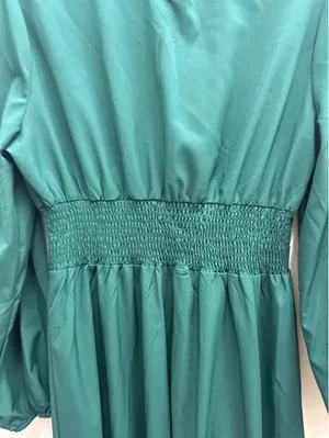 Boutique women’s dress size large Green thumbnail 8