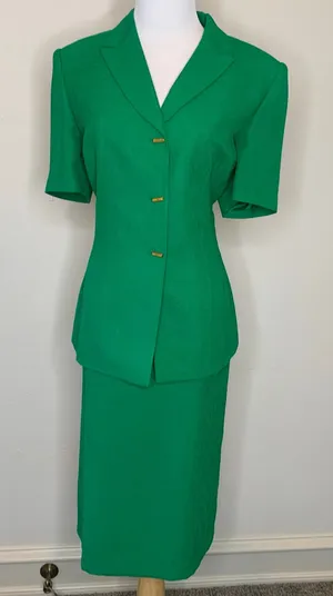 Kasper Skirt Suit Grass Green Sz Medium Short Sleeves thumbnail 1