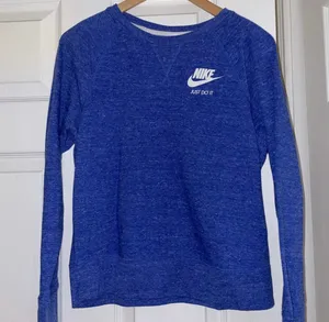 Nike Long Sleeve Top thumbnail 1