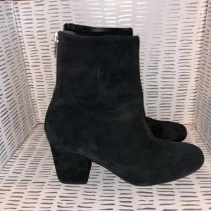 Free People Cecile Black Suede Leather Block Heel Ankle Boots Booties Sz 39 8.5 thumbnail 4