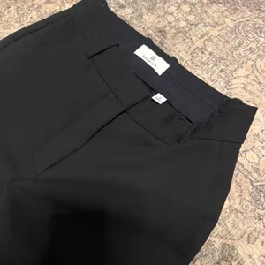 Babaton Aritzia Black Command Straight Leg Dress Pants Trousers Size 0 thumbnail 3
