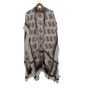Modena Womens One Size Medallion Print Viscose Kimono Wrap White Rust Black thumbnail 2