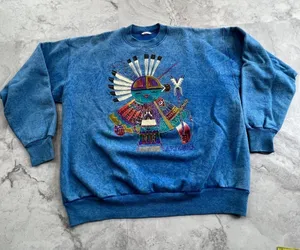 Source Unknown 90s Gilden Sweatshirt Unisex‎ Size Medium Native Tribal Southwestern Crewneck thumbnail 1