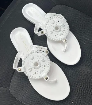 Sandals thumbnail 1
