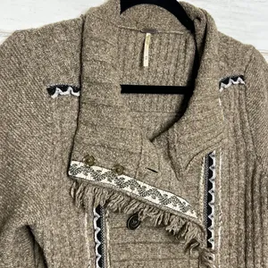 Free People Cuddle Bear Admiral Sweater Cardigan Jacket Brown Size Medium thumbnail 8