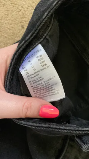 American Eagle Black Ripped Hi Rise Jegging thumbnail 4