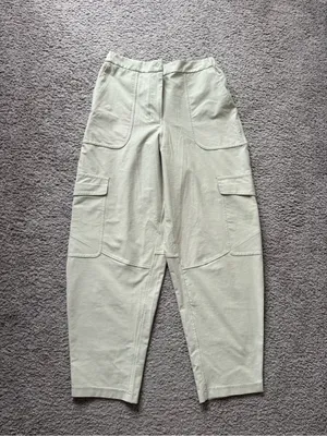 Lululemon Utilitech High-Rise Cargo Pant thumbnail 2
