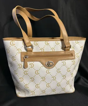 CL Women’s White & Tan Logo-Print Tote Bag Purse thumbnail 1