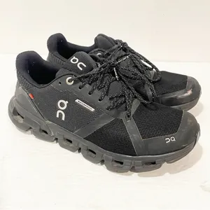 On Running Size 6.5 Cloud‎ Waterproof Black Athletic Sneakers thumbnail 4
