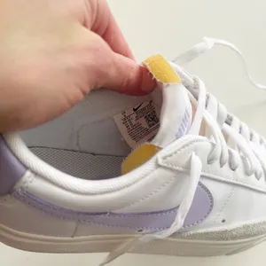Nike Platform Low Sneakers size 9 thumbnail 6