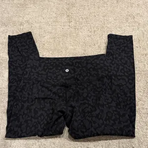 Lululemon Align Pant 25”
Formation Camo Evergreen Multi thumbnail 6