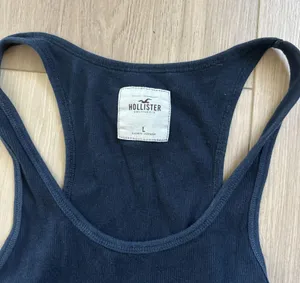 Hollister Tank Top thumbnail 2
