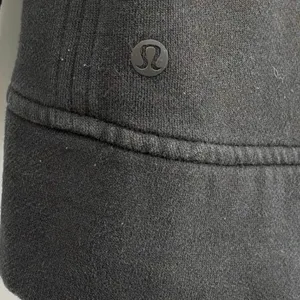 Lululemon Scuba Hoodie Women 2 Black Funnel Neck Pullover Fleece Pockets‎ thumbnail 5