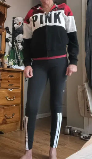 Victoria's Secret Leggings Outfit thumbnail 1