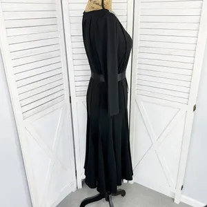 Maria Gabrielle Beaded Neckline Belted Panel Knit Midi Dress Black Large‎ thumbnail 3
