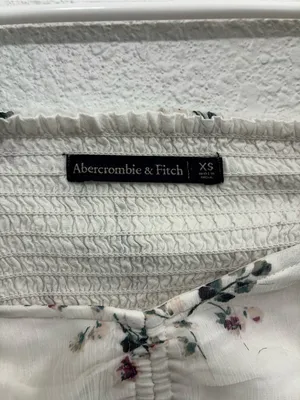 Abercrombie & Fitch White Floral Ruched Tie-Front Crop Top thumbnail 4
