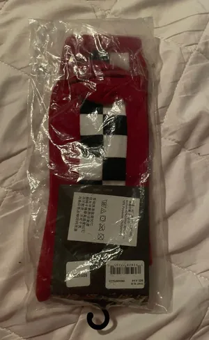 Vans Socks Fits Shoe Sizes 6.5-9 Red Black and White thumbnail 2