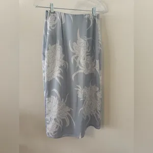 Aritzia Babaton Eames Skirt in Blue/Silver thumbnail 11