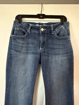 Wrangler Blue Flare Wide-Leg Jeans — Women's thumbnail 3