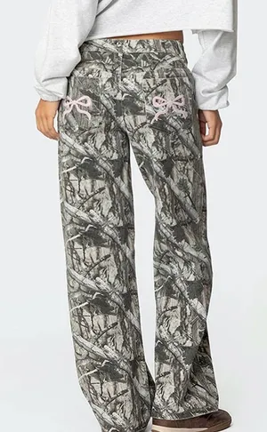 Edikted Low Rise Wide Leg Camo with Pink Bows Pocket Size XS thumbnail 1