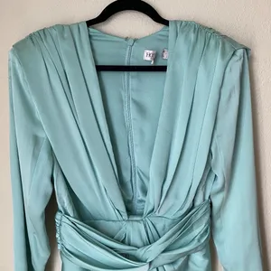 House of CB Pascale Aqua Draped Plunge Satin Mini Dress Womens Size M Mint Green thumbnail 12