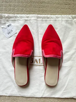 Suede Slip Ons Red Size 5.5 thumbnail 2