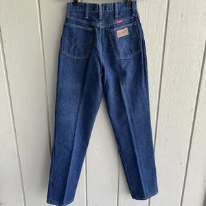 Wrangler Women’s 7/8 Vintage 90s‎ Made in USA Blue Jeans Cowboy Cut Original Fit thumbnail 2