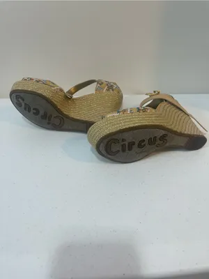 Circus by Sam Edelman Tan Multicolor Embroidered Espadrille Wedges thumbnail 3