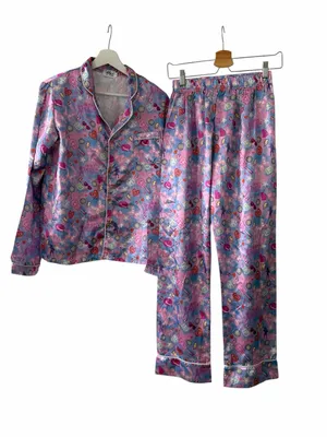 Lola & the Boys Swiftie Lovers Silky Pajama Set thumbnail 2