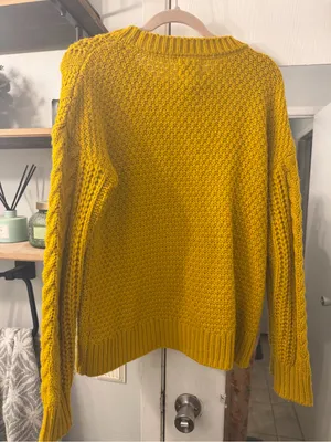 Womens Cable Knit Crewneck Sweater in Mustard thumbnail 4