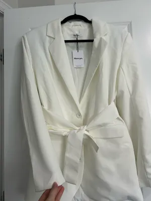New Showpo Denali Mini Dress Tie Waist Blazer Dress Size Small MSRP $119 thumbnail 5