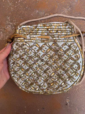 Free People Vtg classy Gold and white beaded crossbody clutch purse #boho #festival #artisan #goingout thumbnail 5