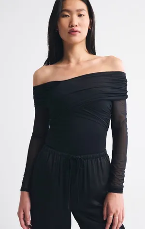 Abercrombie Black Long Sleeve Asymmetrical Wrap Bodysuit Size Medium thumbnail 1
