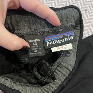 Vintage Patagonia Base Layer Pants Womens X-Small XS Black USA Thermal thumbnail 3