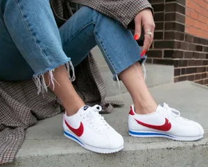 Nike classic cortez leather trainer thumbnail 1