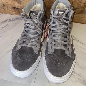 Vans Grey SK8-Hi Rabbit Frost Skate Shoes New with tags Mismatched thumbnail 5