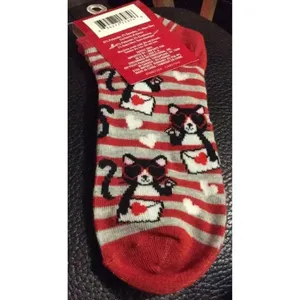 NWT Black Cat Kitten Valentines Heart Low Cut Socks Womens Size‎ 5-9 thumbnail 2