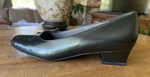 Trotters DORIS Round Toe Business Slip On Loafer Patent Leather 8M thumbnail 1