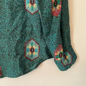 Wrangler Authentic Western Blue Aztec Print Vintage Button Down Shirt Medium thumbnail 4