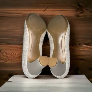 EasySpirit ESRAPHAEL Women Classic Pumps Slip on cream/gold Leather Uppers 61/2M thumbnail 2