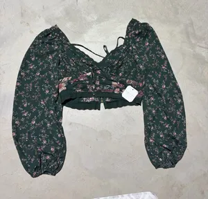 Altar’d state NWT Green Hunter Floral Smocked Top Puff Sleeves medium MSRP$68 thumbnail 1
