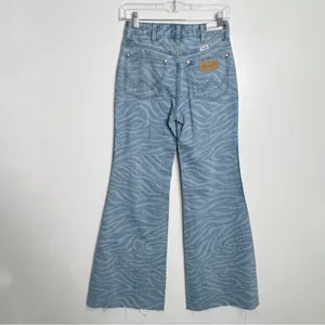 NWT Free People Wrangler Wanderer 622 Hi Rise Flare Jean Limited Edit Wild Thing thumbnail 4