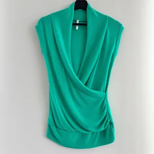 Bella D Faux Wrap Top Large Green Sleeveless Knit Sweater Y2K Siren 90s Romcom thumbnail 2