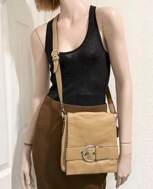 Vintage COACH 8A07 Soho Flap Butter Beige Soft Leather Messenger Shoulder Bag thumbnail 7
